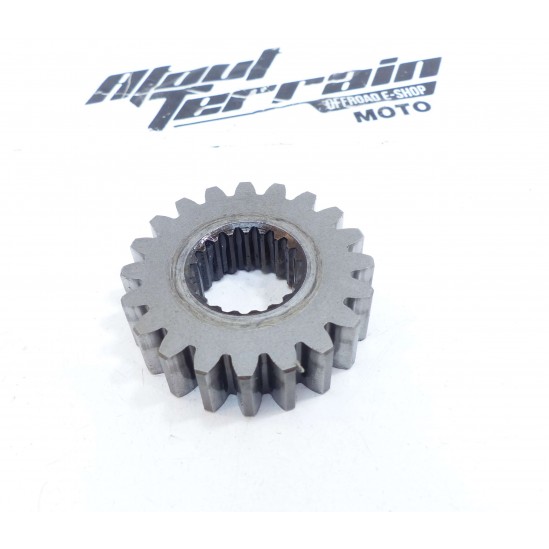 Pignon Honda 125 cr 1994 / gear wheel