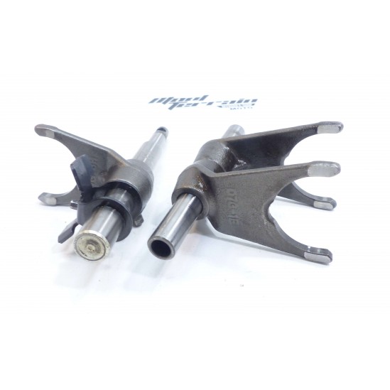 Fourchette de sélection Suzuki 400 LTZ / fork shift