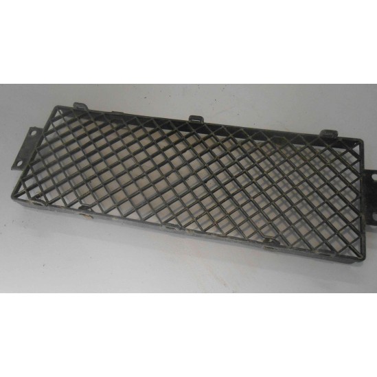 Grille de radiateur 80 yz 1985